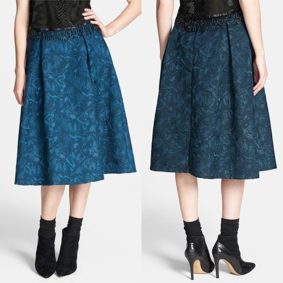 NEW ASTR Textured Jacquard High Rise Skirt - Picture 1 of 7